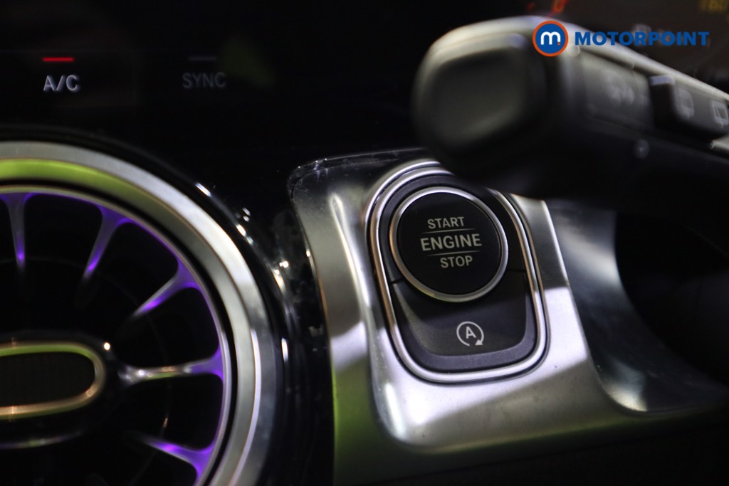 Mercedes-Benz GLB Amg Line Automatic Petrol SUV - Stock Number (1617182) - 8th supplementary image