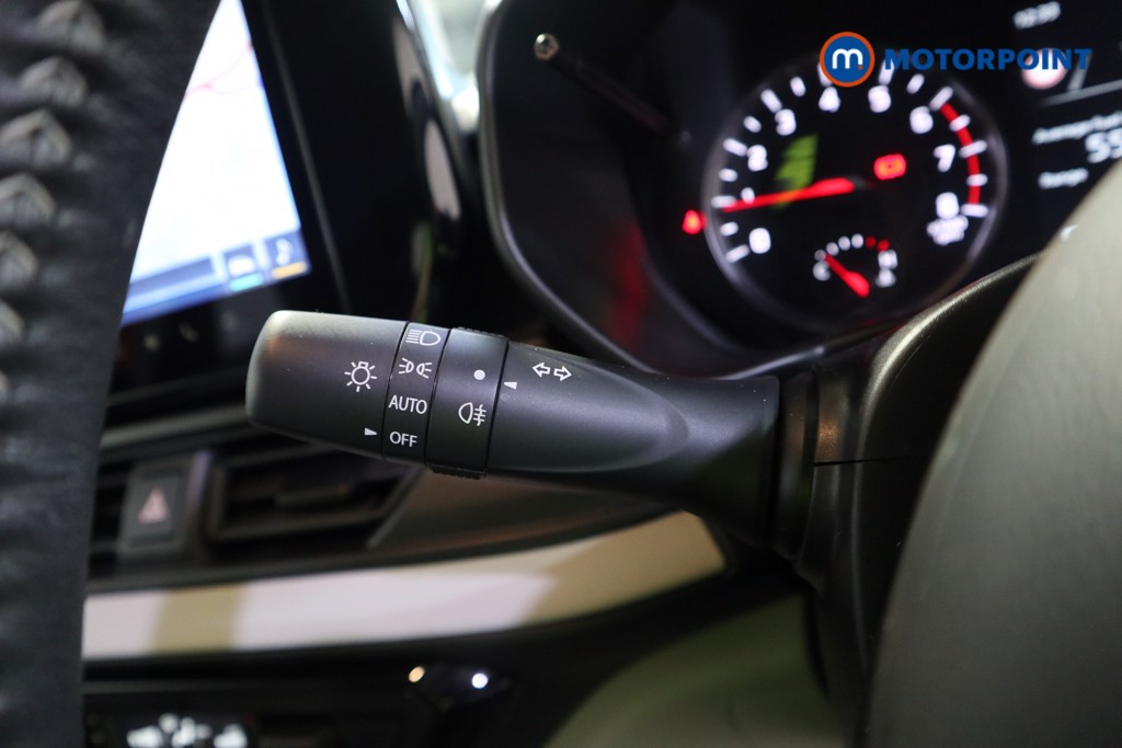 Suzuki Swift Motion Automatic Petrol Hatchback - Stock Number (1619205) - 13th supplementary image