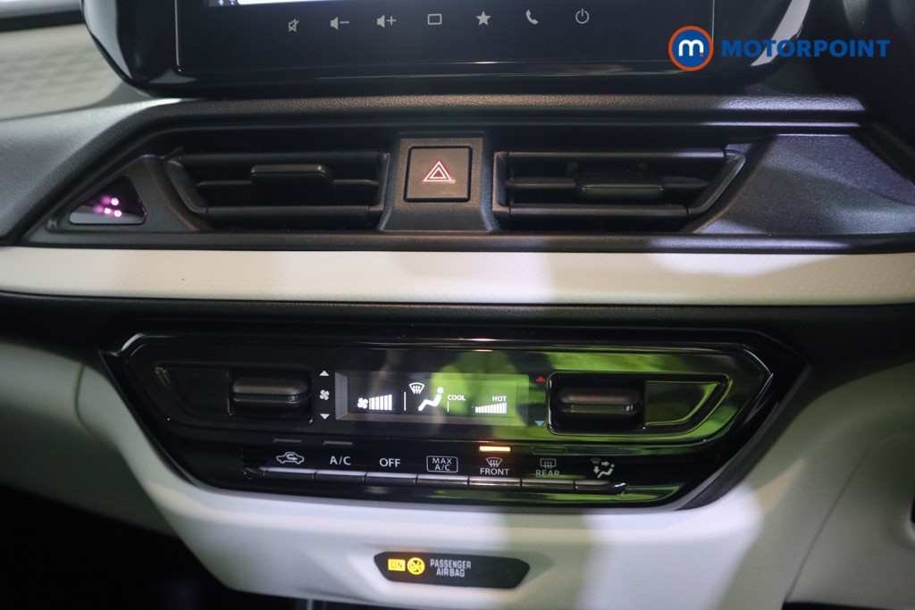 Suzuki Swift Motion Automatic Petrol Hatchback - Stock Number (1619206) - 9th supplementary image