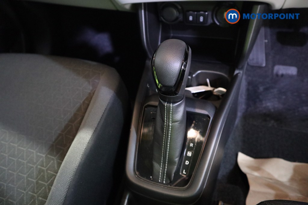 Suzuki Swift Motion Automatic Petrol Hatchback - Stock Number (1619206) - 11th supplementary image