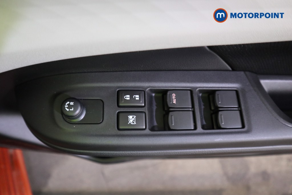 Suzuki Swift Motion Automatic Petrol Hatchback - Stock Number (1619206) - 16th supplementary image
