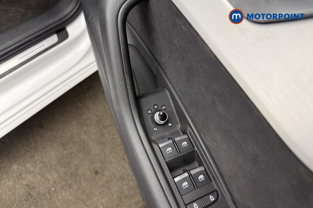 Audi A4 S Line Automatic Petrol Saloon - Stock Number (1619228) - 14th supplementary image