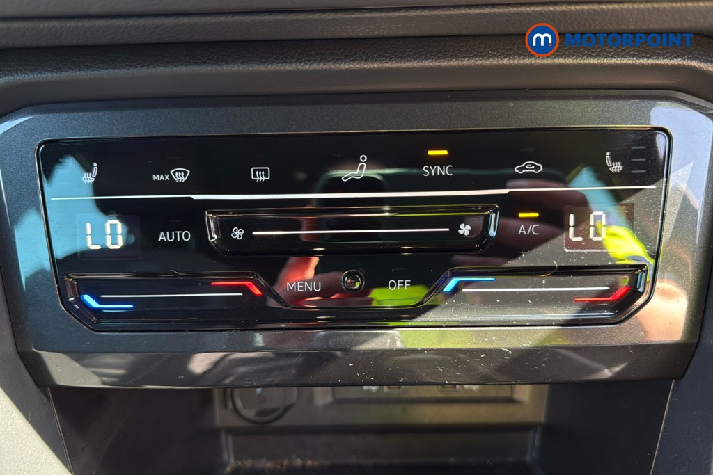 Volkswagen Tiguan R-Line Automatic Diesel SUV - Stock Number (1620570) - 12th supplementary image