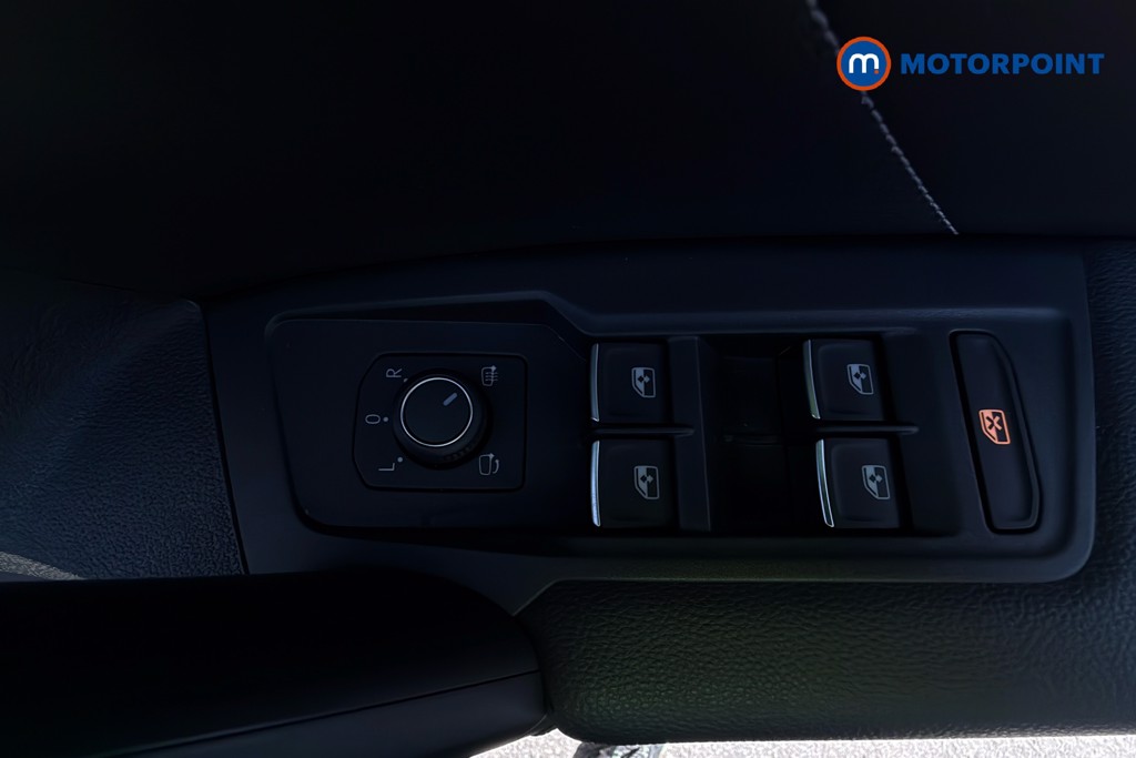 Volkswagen Tiguan R-Line Automatic Diesel SUV - Stock Number (1620570) - 20th supplementary image