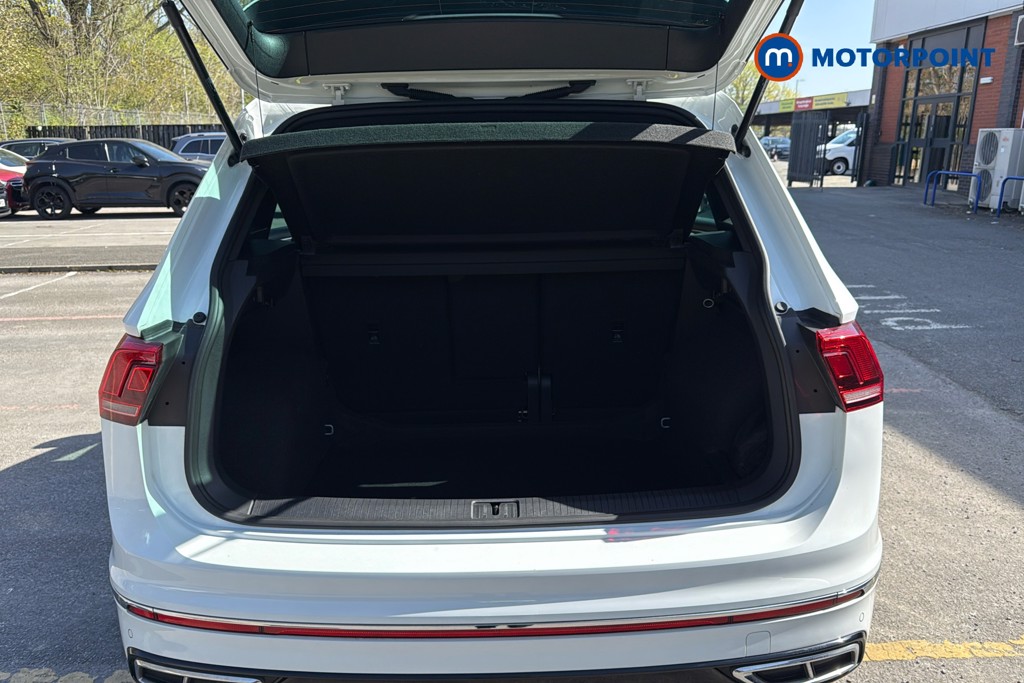 Volkswagen Tiguan R-Line Automatic Diesel SUV - Stock Number (1620570) - 33rd supplementary image