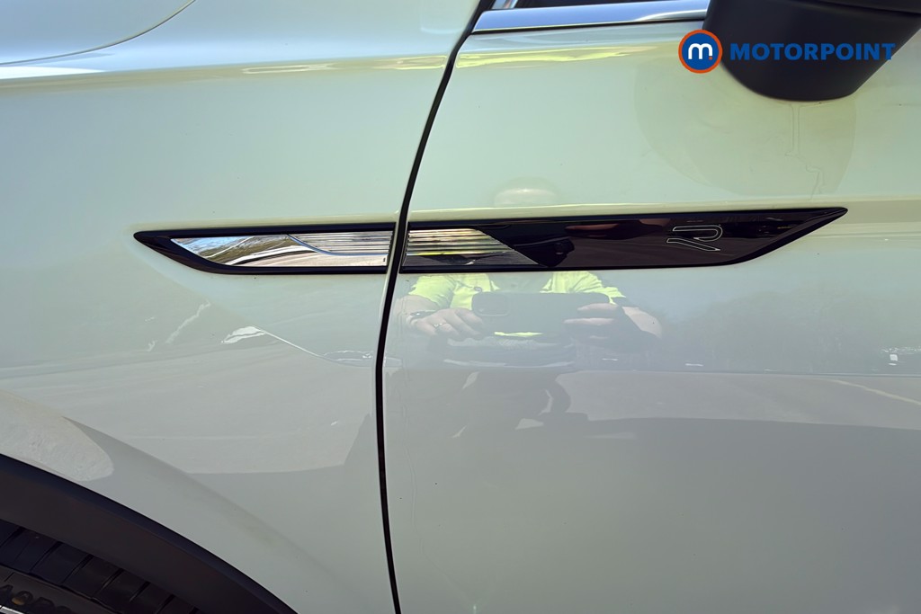 Volkswagen Tiguan R-Line Automatic Diesel SUV - Stock Number (1620570) - 46th supplementary image