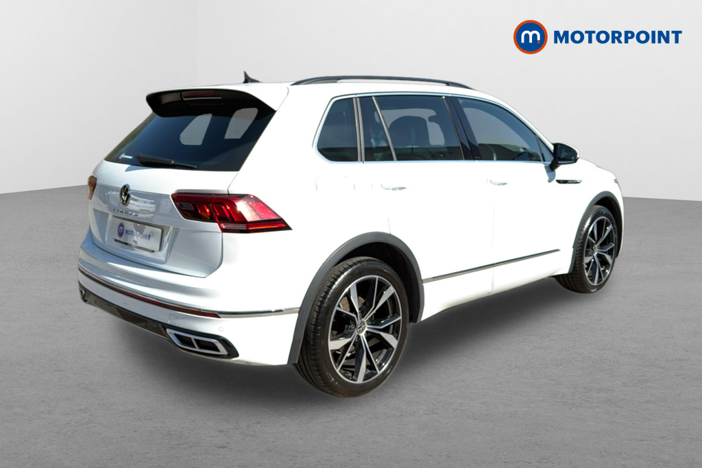Volkswagen Tiguan R-Line Automatic Diesel SUV - Stock Number (1620570) - Drivers side rear corner