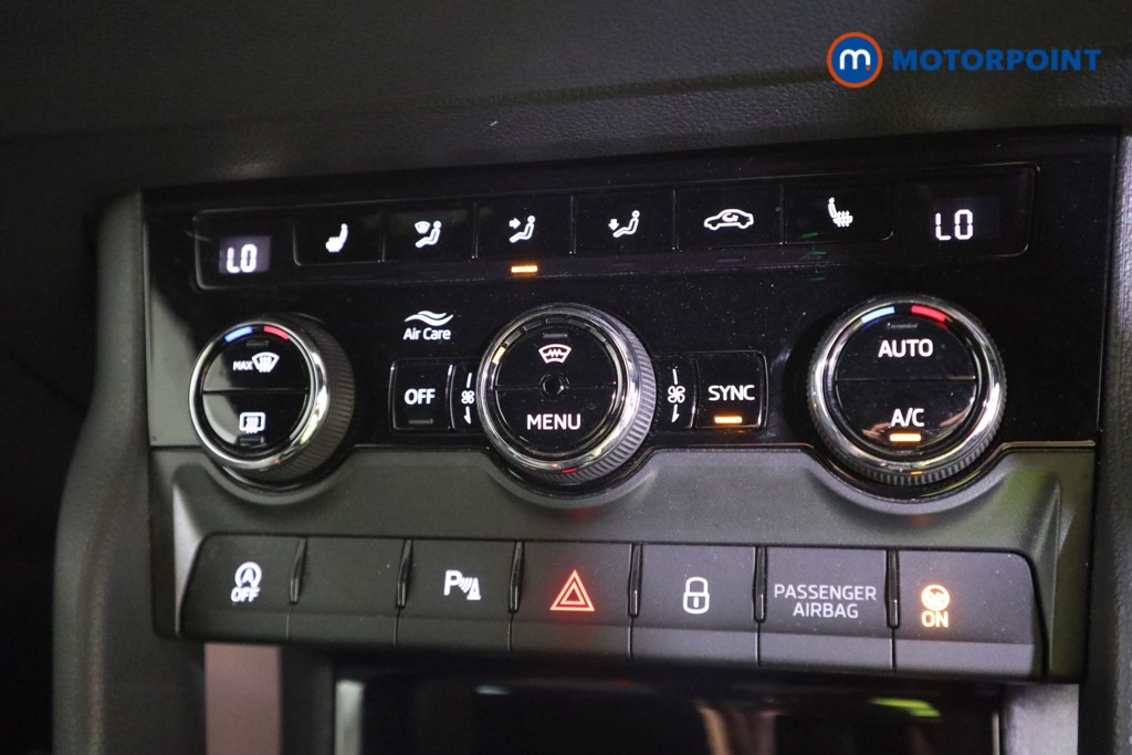Skoda Karoq Sportline Edition Automatic Petrol SUV - Stock Number (1621023) - 8th supplementary image