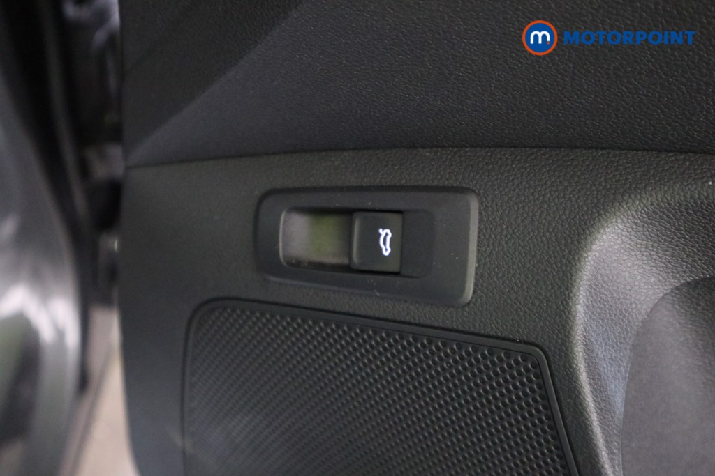 Skoda Karoq Sportline Edition Automatic Petrol SUV - Stock Number (1621023) - 17th supplementary image