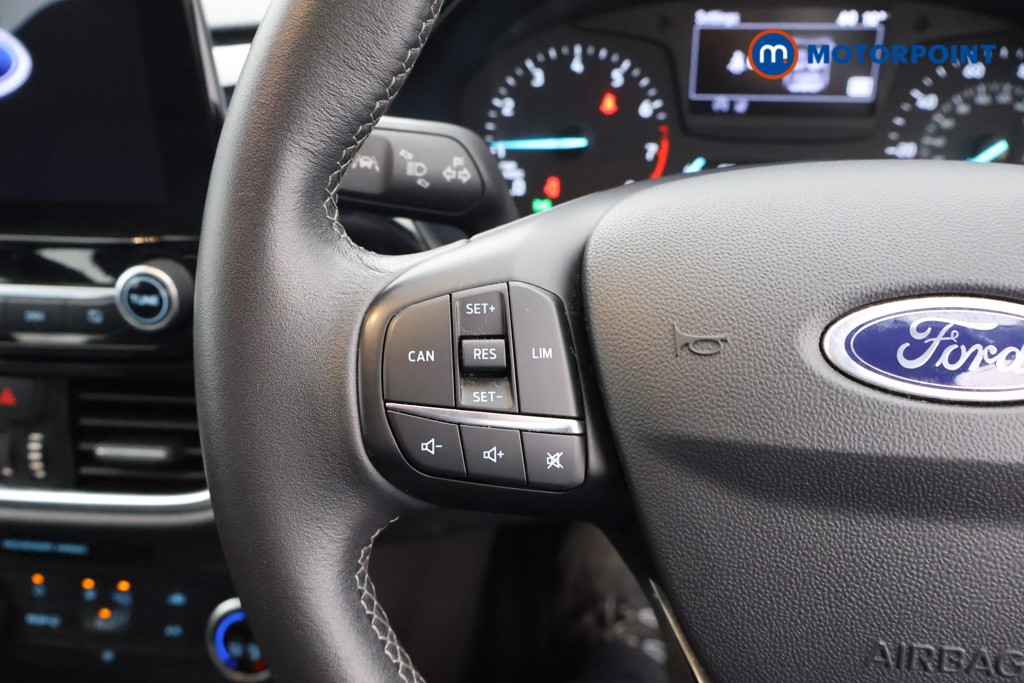 Ford Fiesta Zetec Manual Petrol Hatchback - Stock Number (1621669) - 2nd supplementary image