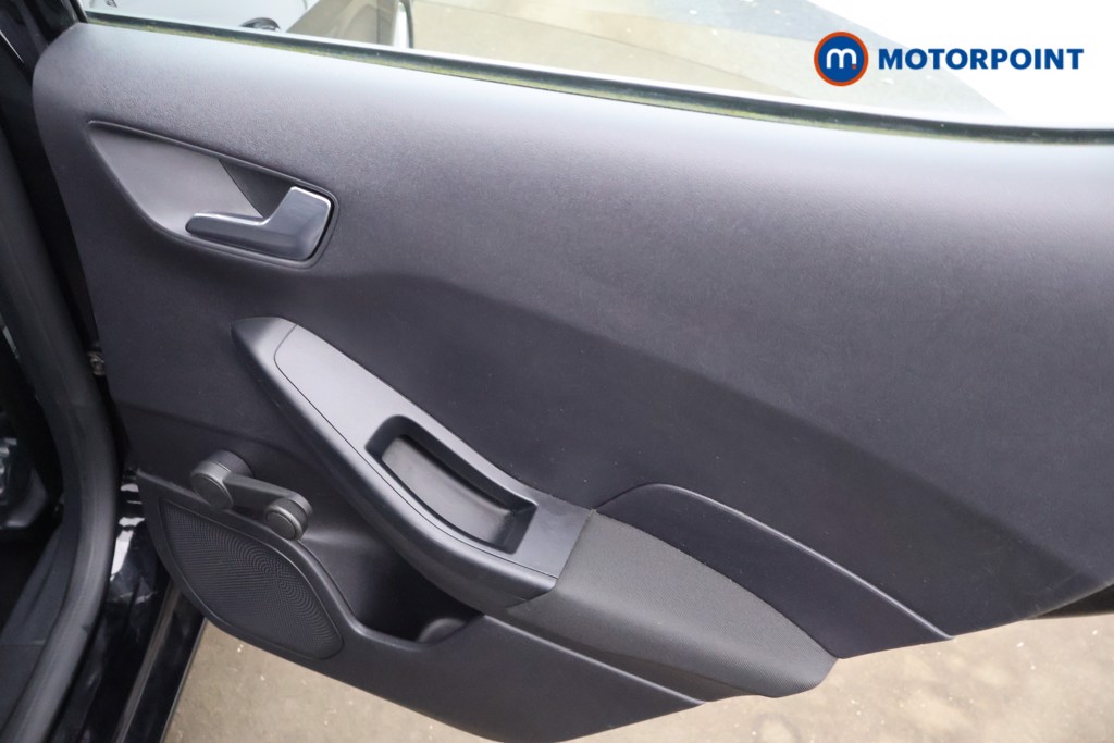 Ford Fiesta Zetec Manual Petrol Hatchback - Stock Number (1621669) - 16th supplementary image