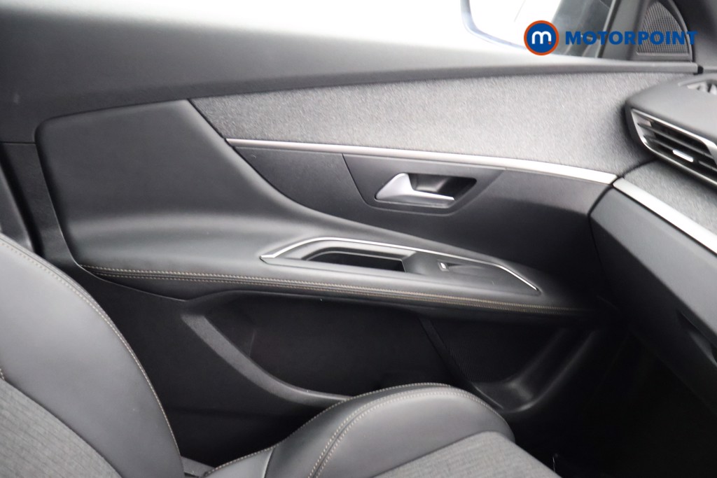 Peugeot 3008 Gt Line Manual Petrol SUV - Stock Number (1622307) - 10th supplementary image