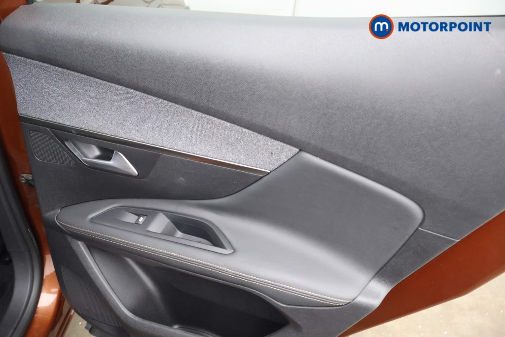 Peugeot 3008 Gt Line Manual Petrol SUV - Stock Number (1622307) - 16th supplementary image
