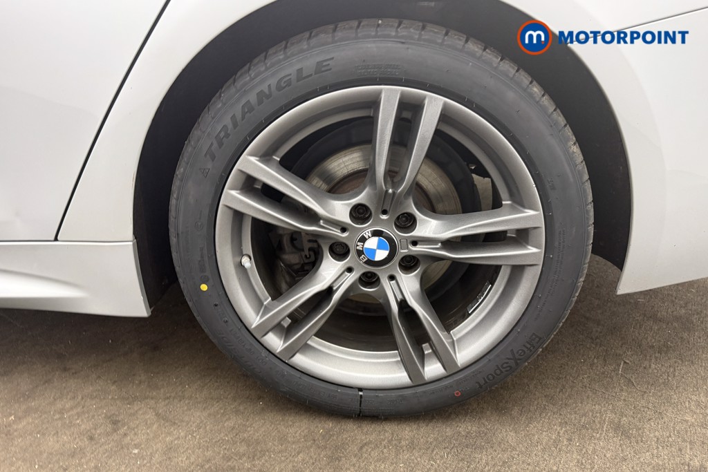 BMW 4 Series M Sport Manual Petrol Hatchback - Stock Number (1622359) - 25th supplementary image