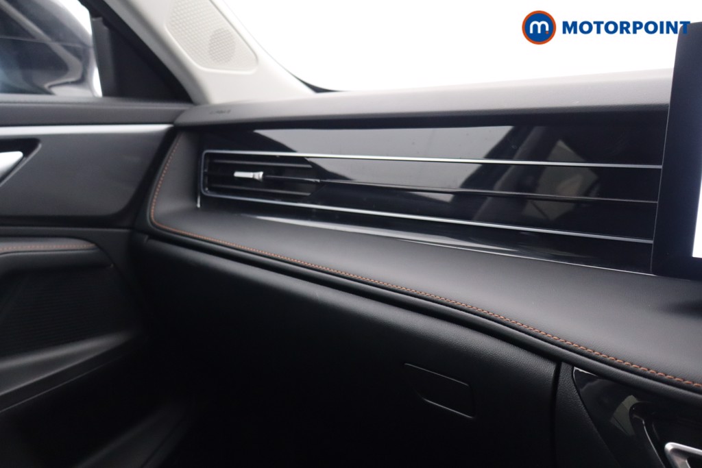 Mg Motor Uk HS SE Automatic Petrol-Electric Hybrid SUV - Stock Number (1622935) - 10th supplementary image