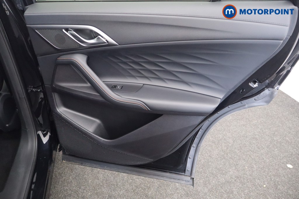 Mg Motor Uk HS SE Automatic Petrol-Electric Hybrid SUV - Stock Number (1622935) - 19th supplementary image