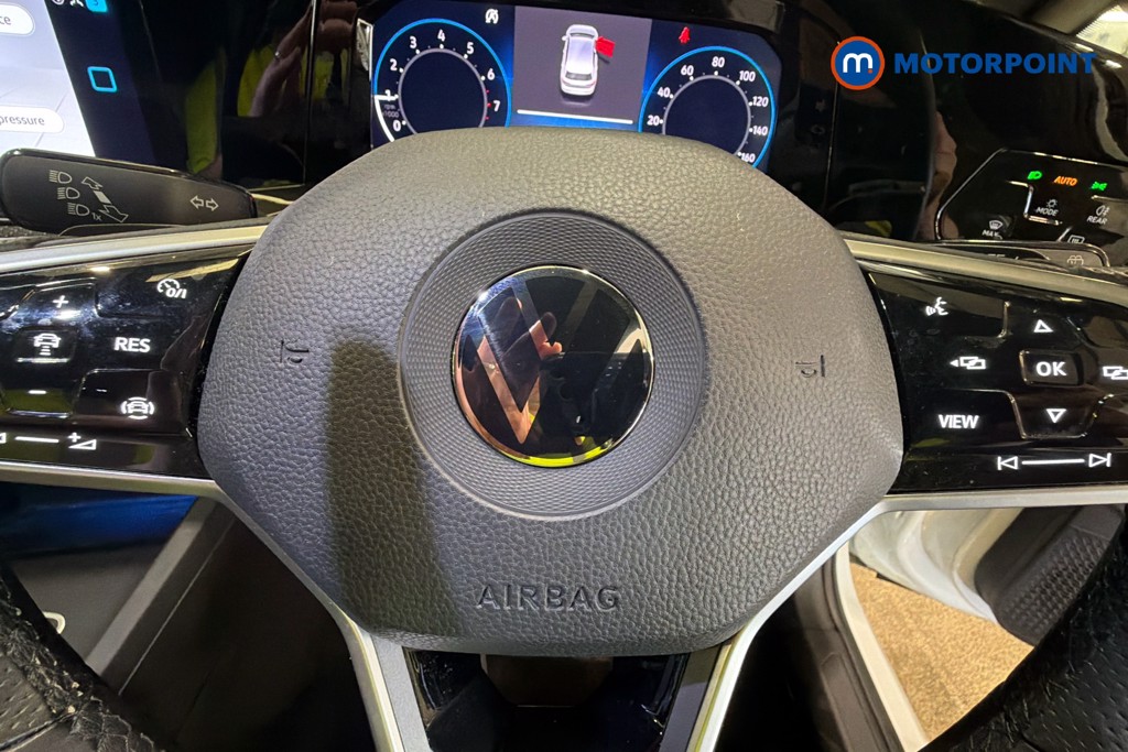Volkswagen Golf R-Line Automatic Petrol Hatchback - Stock Number (1623565) - 5th supplementary image