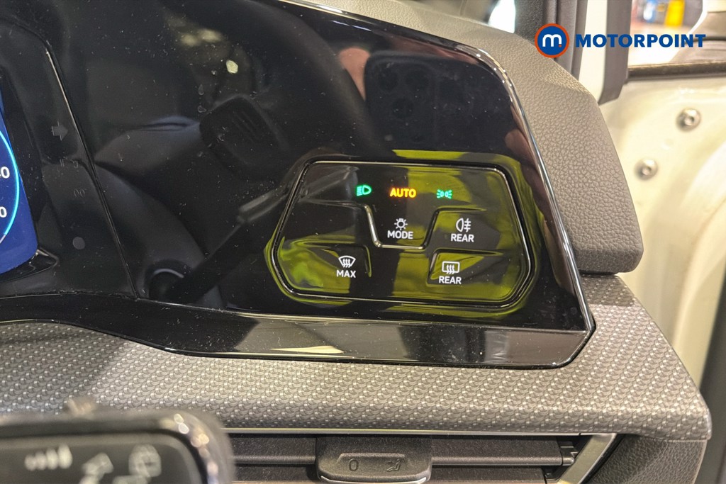 Volkswagen Golf R-Line Automatic Petrol Hatchback - Stock Number (1623565) - 18th supplementary image