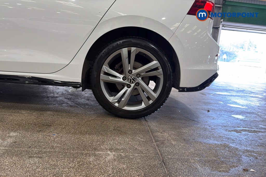 Volkswagen Golf R-Line Automatic Petrol Hatchback - Stock Number (1623565) - 48th supplementary image