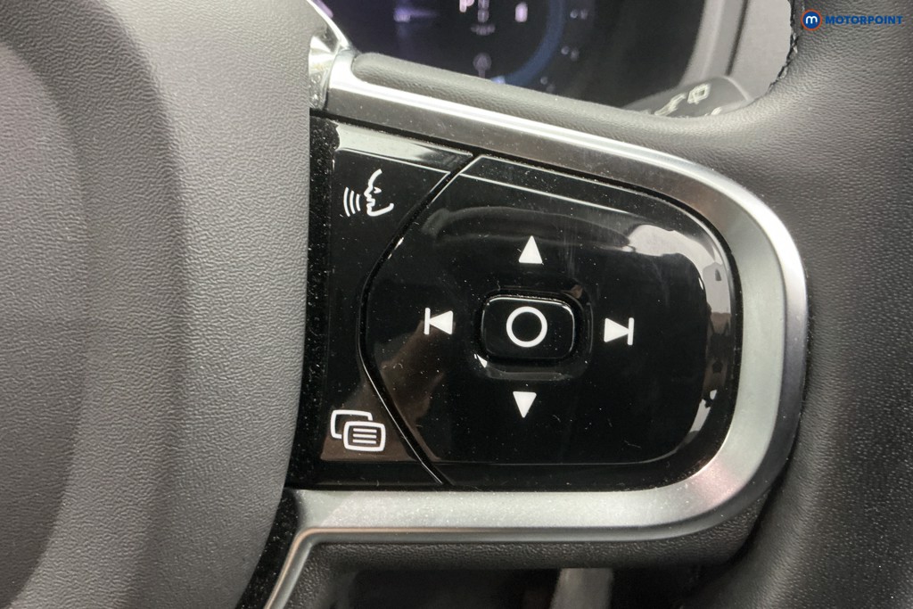 Volvo Xc90 Core Automatic Petrol SUV - Stock Number (1623883) - 27th supplementary image