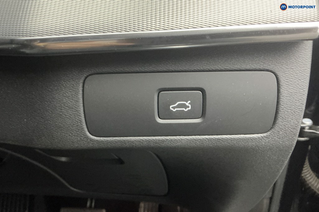 Volvo Xc90 Core Automatic Petrol SUV - Stock Number (1623883) - 28th supplementary image