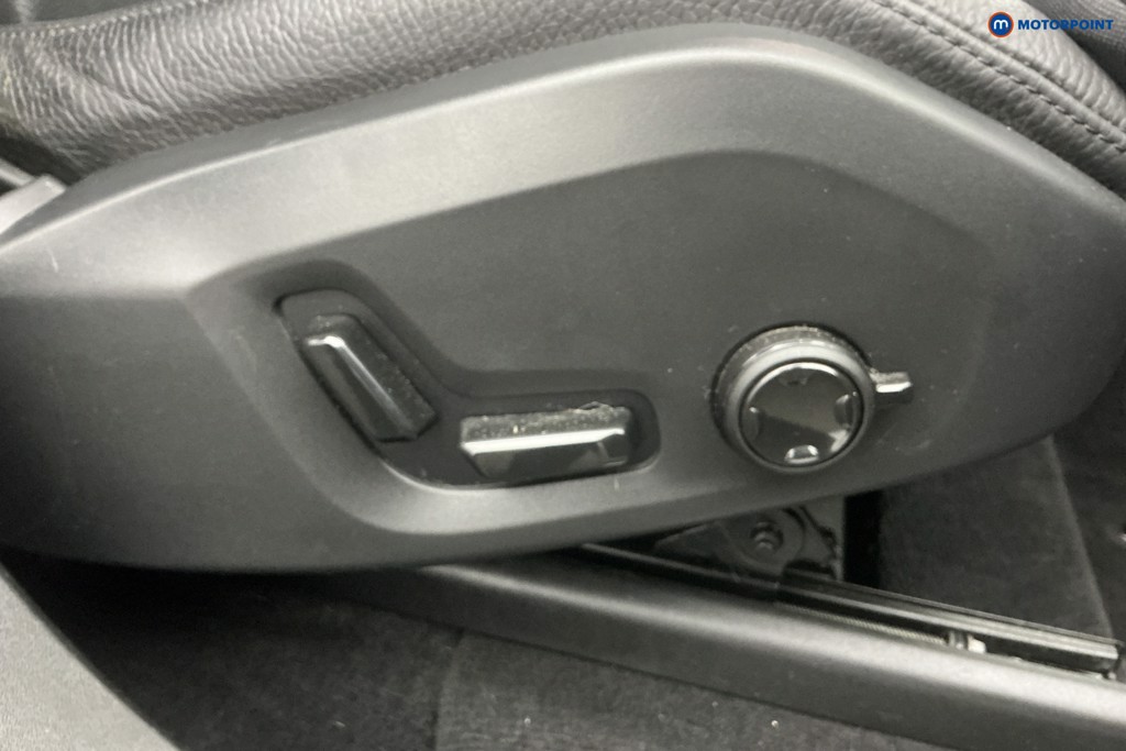 Volvo Xc90 Core Automatic Petrol SUV - Stock Number (1623883) - 29th supplementary image