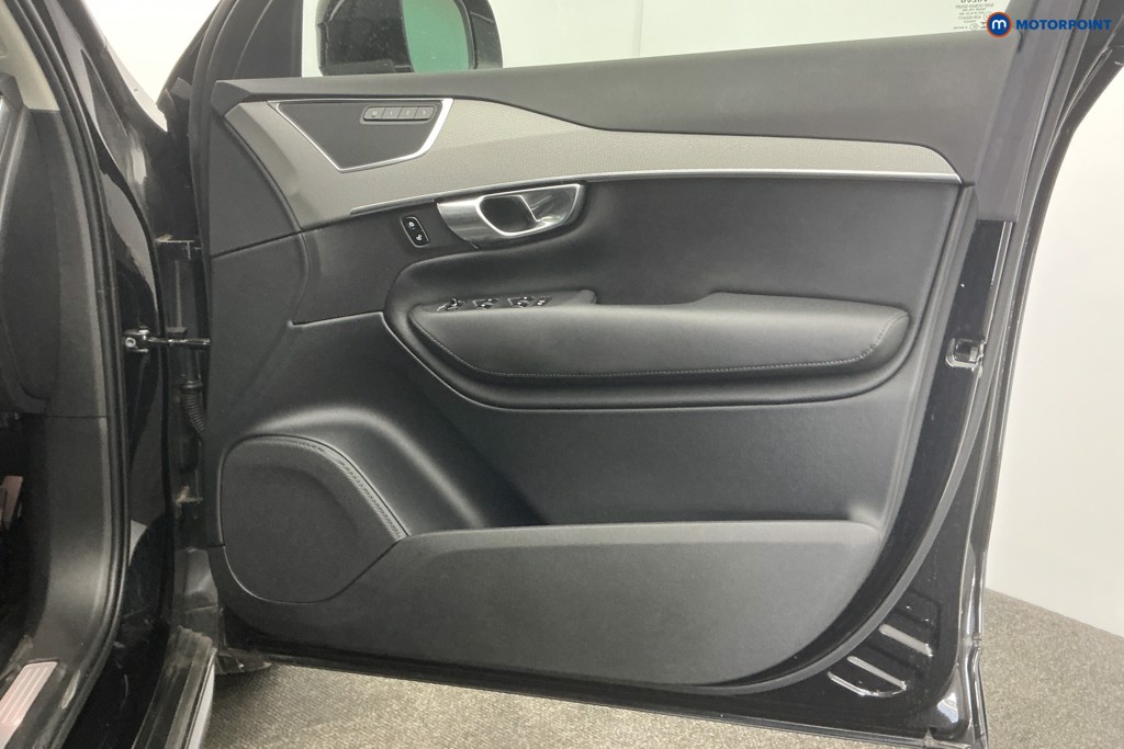 Volvo Xc90 Core Automatic Petrol SUV - Stock Number (1623883) - 30th supplementary image