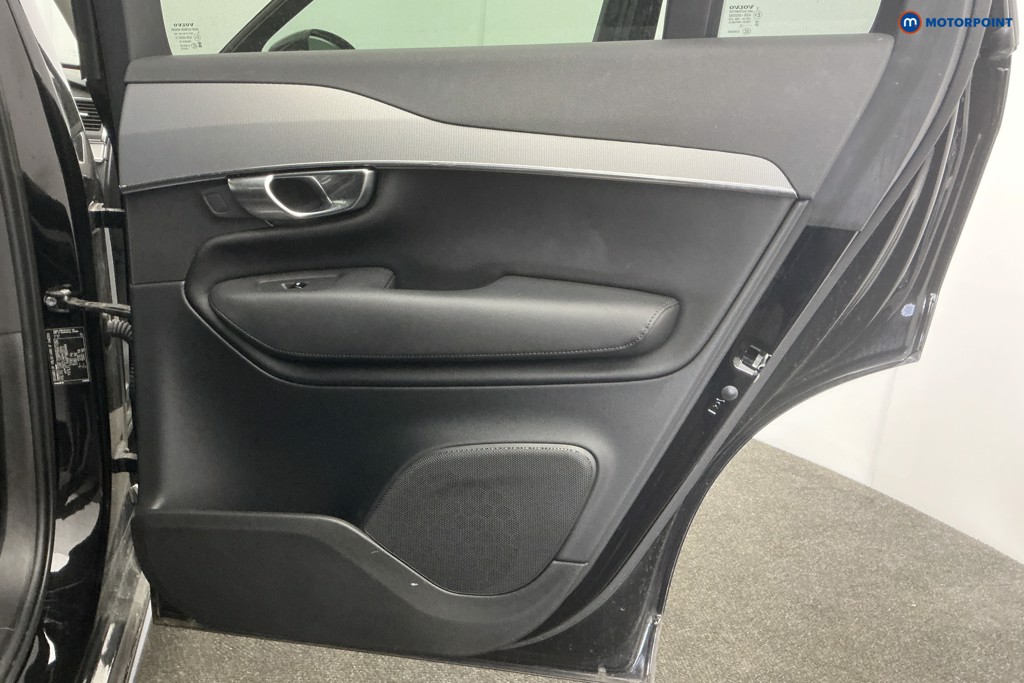 Volvo Xc90 Core Automatic Petrol SUV - Stock Number (1623883) - 36th supplementary image