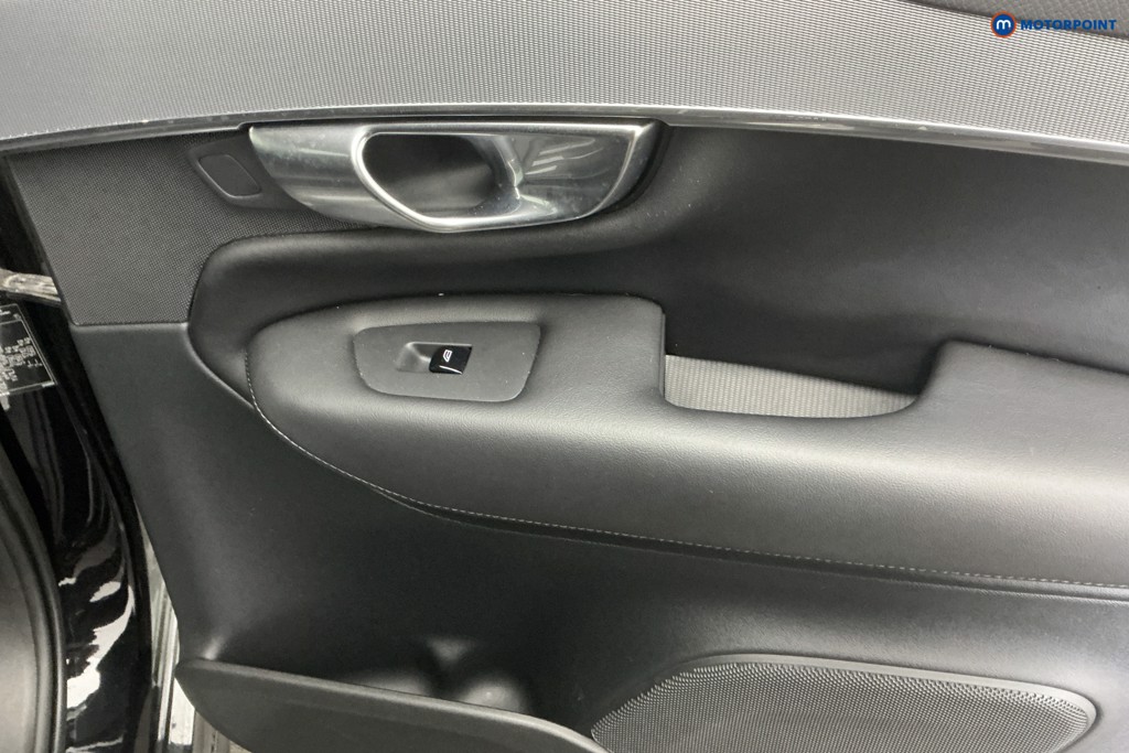 Volvo Xc90 Core Automatic Petrol SUV - Stock Number (1623883) - 37th supplementary image