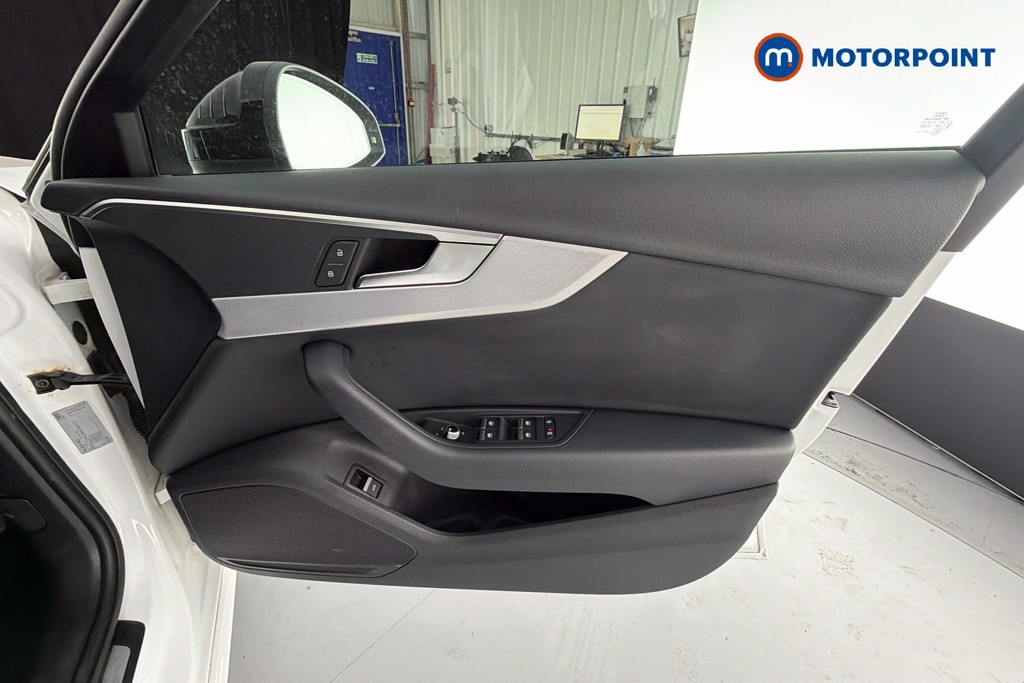Audi A4 Sport Edition Automatic Diesel Estate - Stock Number (1624205) - 19th supplementary image