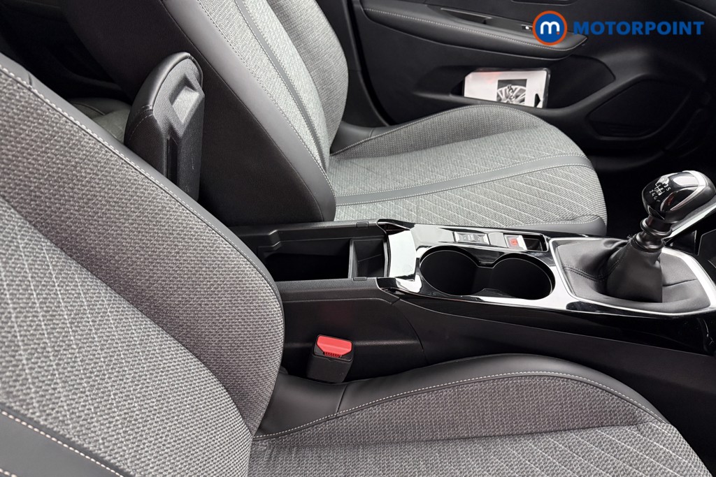 Peugeot 208 Allure Manual Petrol Hatchback - Stock Number (1624798) - 12th supplementary image