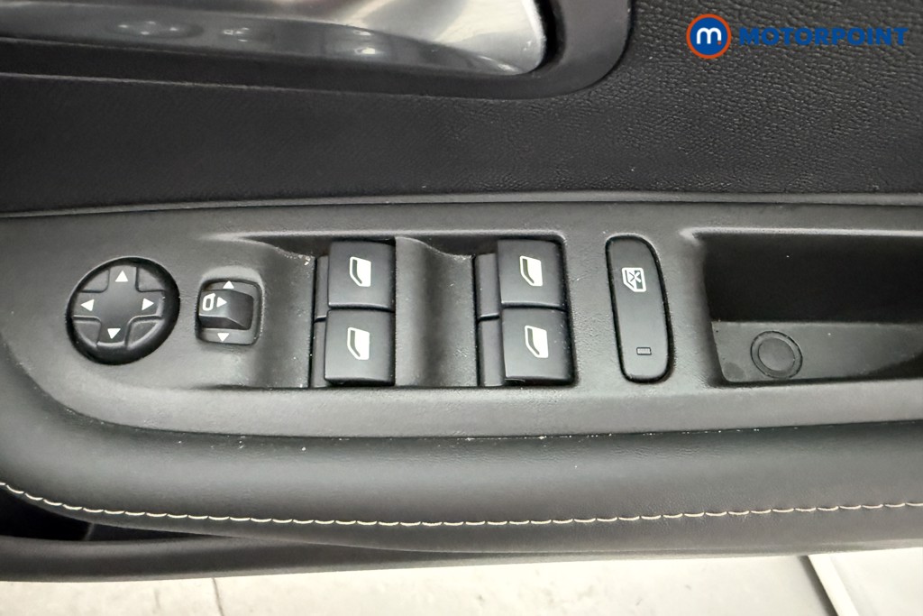 Peugeot 208 Allure Manual Petrol Hatchback - Stock Number (1624798) - 16th supplementary image