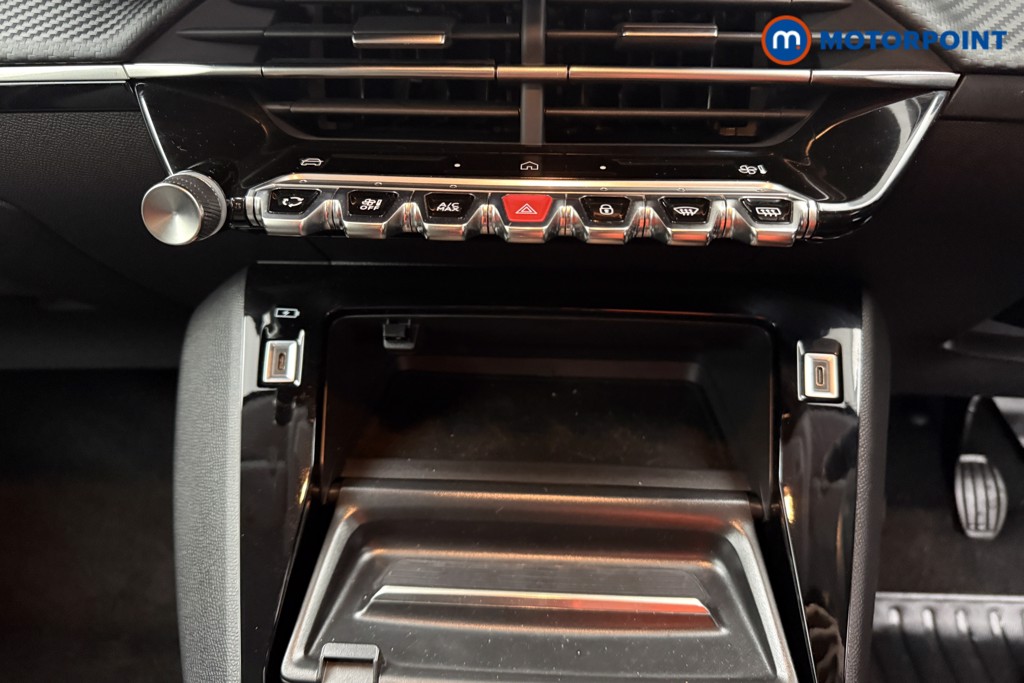 Peugeot 208 Allure Manual Petrol Hatchback - Stock Number (1624838) - 11th supplementary image