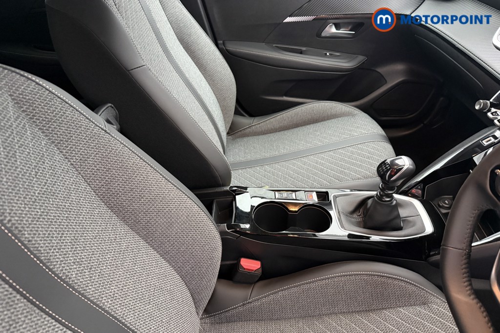 Peugeot 208 Allure Manual Petrol Hatchback - Stock Number (1624838) - 12th supplementary image