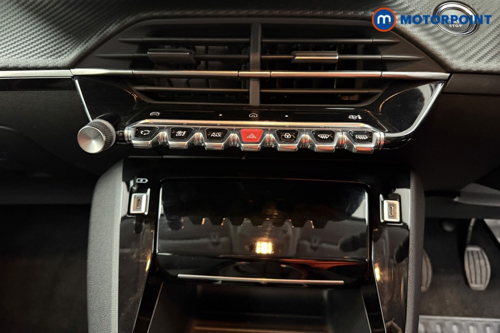 Peugeot 208 Allure Manual Petrol Hatchback - Stock Number (1624866) - 10th supplementary image