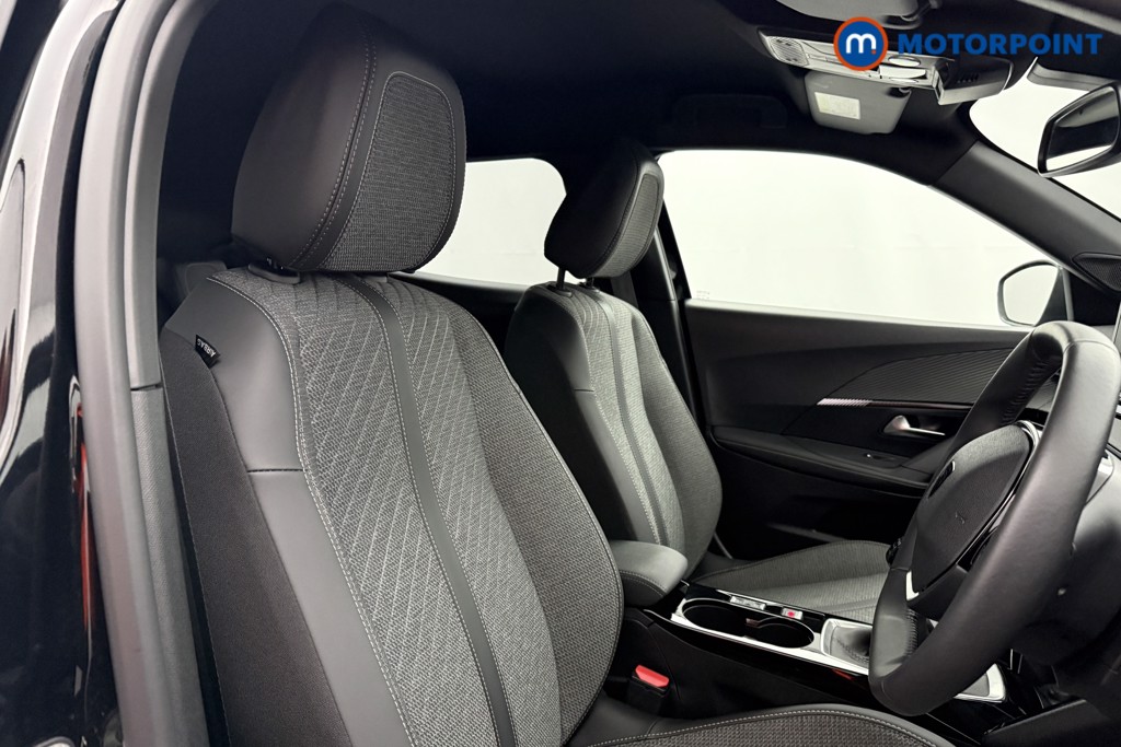 Peugeot 2008 Allure Manual Petrol SUV - Stock Number (1624993) - 14th supplementary image