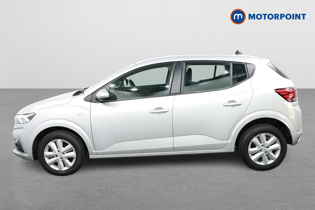 Dacia Sandero Expression Manual Petrol Hatchback - Stock Number (1625405) - Passenger side