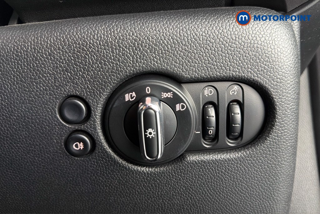 Mini Hatchback Cooper Classic Automatic Petrol Hatchback - Stock Number (1625890) - 18th supplementary image