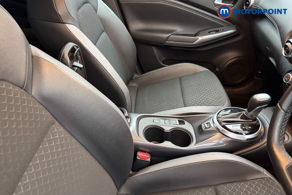Nissan Juke N-Connecta Automatic Petrol-Electric Hybrid SUV - Stock Number (1626244) - 12th supplementary image
