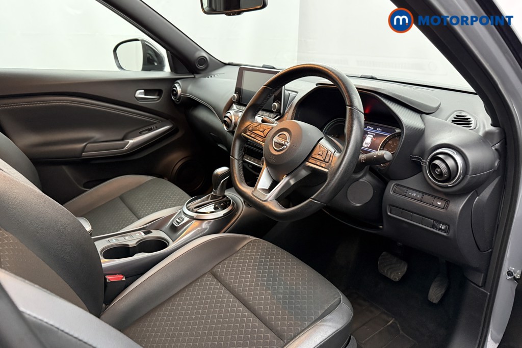 Nissan Juke N-Connecta Automatic Petrol-Electric Hybrid SUV - Stock Number (1626244) - 1st supplementary image