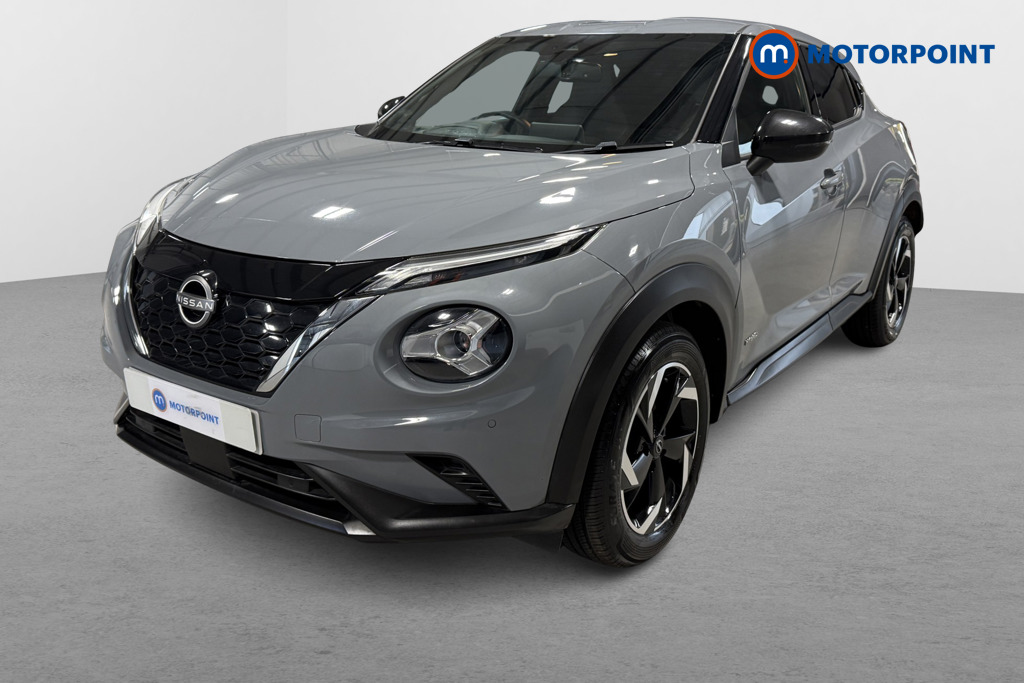 Nissan Juke N-Connecta Automatic Petrol-Electric Hybrid SUV - Stock Number (1626244) - Passenger side front corner