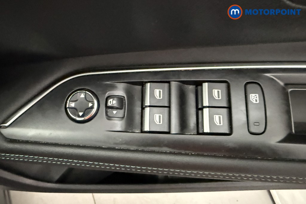 Peugeot 3008 Allure Premium-Plus Automatic Petrol SUV - Stock Number (1626808) - 14th supplementary image