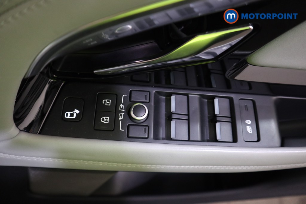 Land Rover Range Rover Evoque Autobiography Automatic Petrol Plug-In Hybrid SUV - Stock Number (1627095) - 12th supplementary image