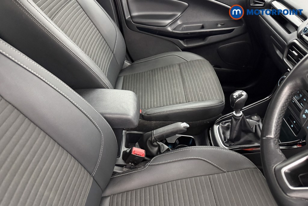 Ford Ecosport Titanium Manual Petrol SUV - Stock Number (1627413) - 13th supplementary image