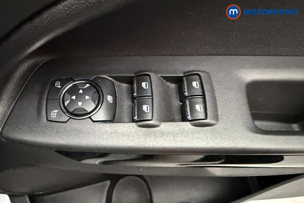 Ford Ecosport Titanium Manual Petrol SUV - Stock Number (1627413) - 16th supplementary image