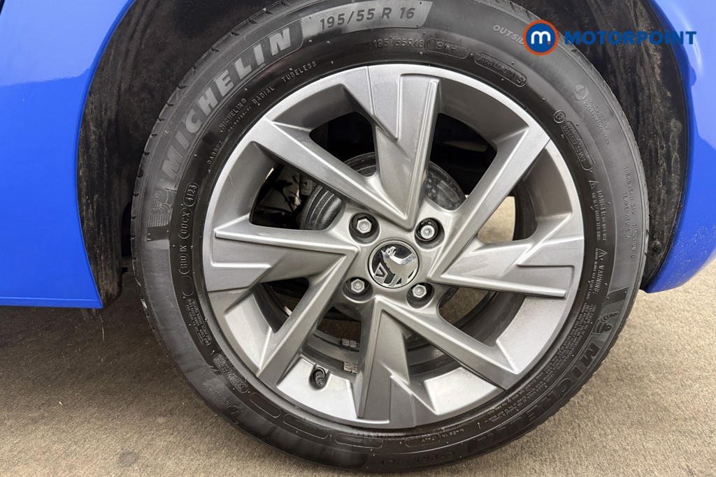 Vauxhall Corsa Design Manual Petrol Hatchback - Stock Number (1628009) - 2nd supplementary image