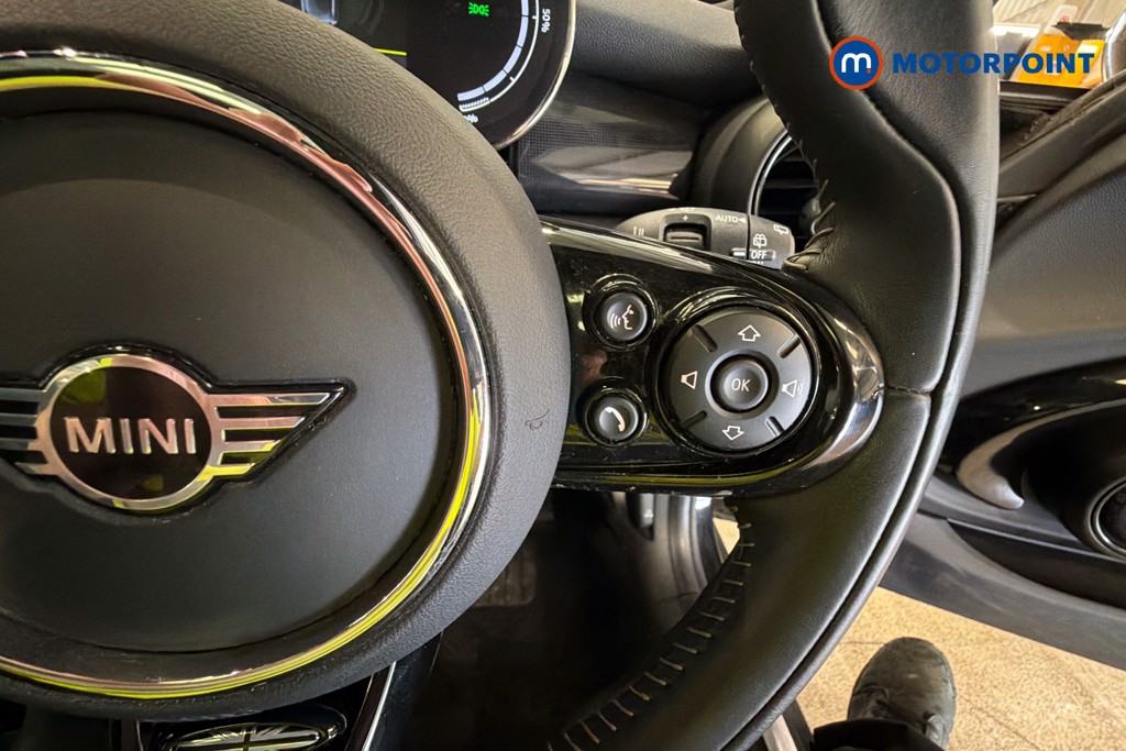 Mini Hatchback Cooper S Level 3 Automatic Electric Hatchback - Stock Number (1628097) - 4th supplementary image