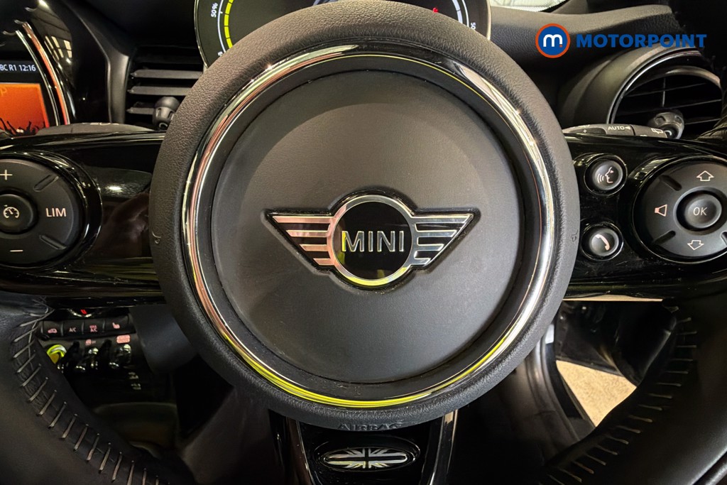 Mini Hatchback Cooper S Level 3 Automatic Electric Hatchback - Stock Number (1628097) - 5th supplementary image