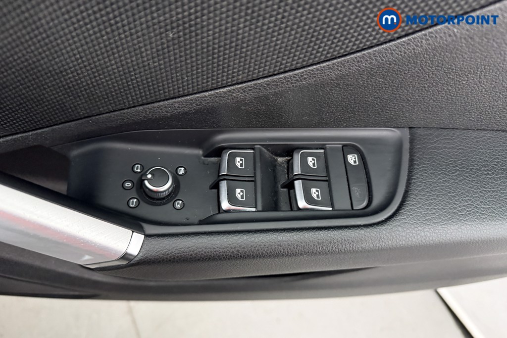 Audi Q2 S Line Manual Petrol SUV - Stock Number (1628330) - 14th supplementary image