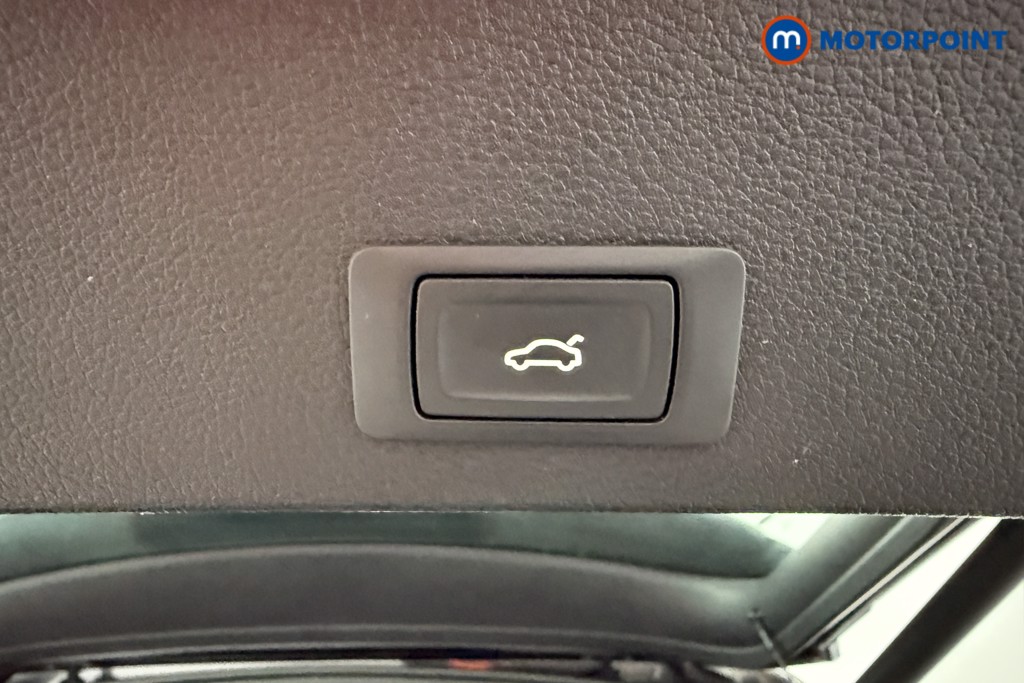 Audi Q2 S Line Manual Petrol SUV - Stock Number (1628330) - 19th supplementary image